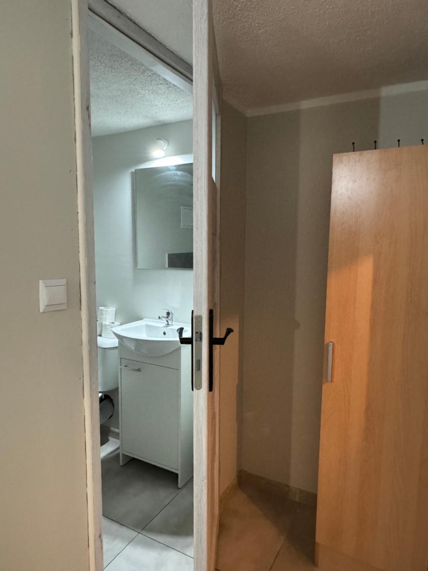 Pokoje Ul Teligi 4 Pokoj 12 Swinemünde Exterior foto